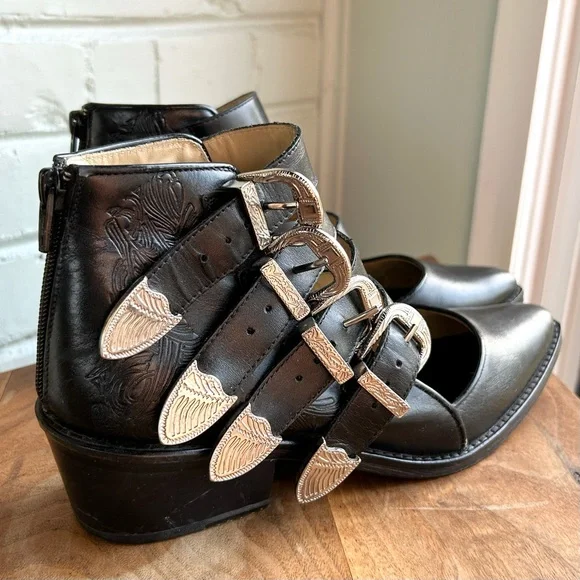 Toga Pulla Buckled Cutout Leather Ankle Boots Black 38 8